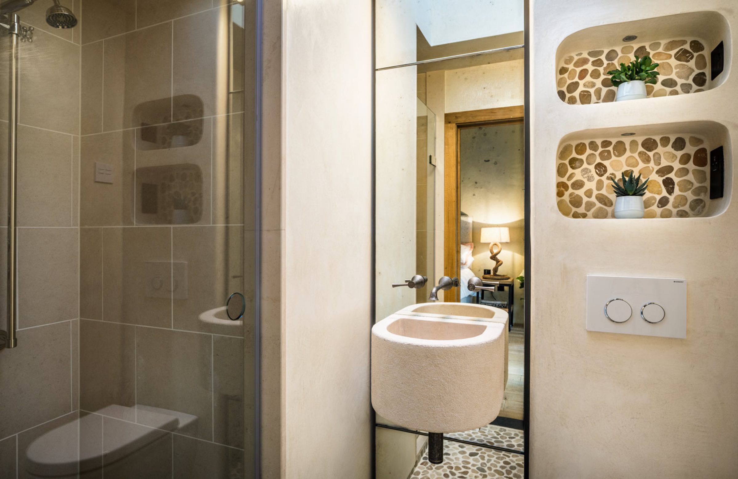 coastal cottage bathroom