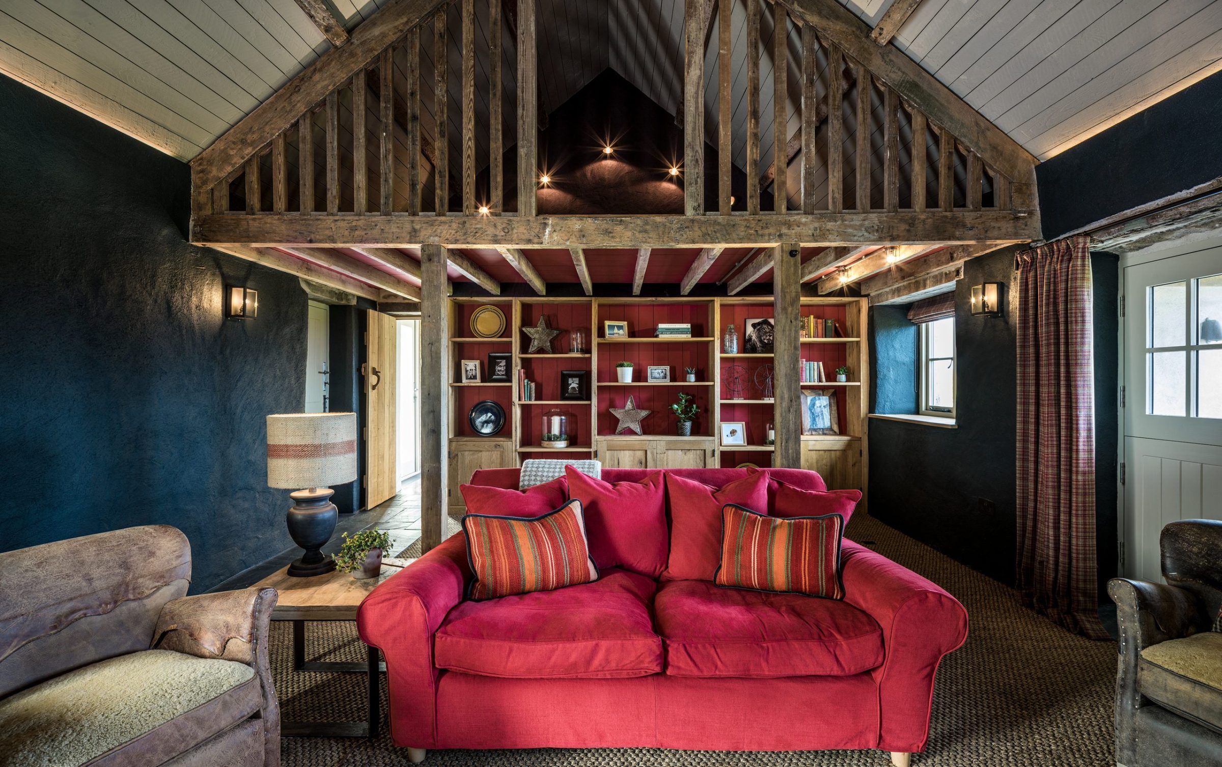 traditional mezzanine design coastal cottage