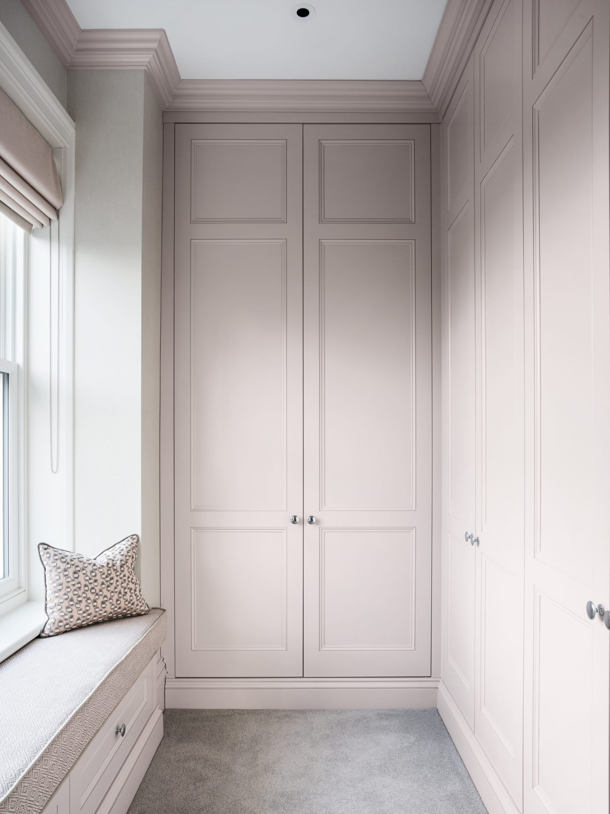 bedroom walk in wardrobe design