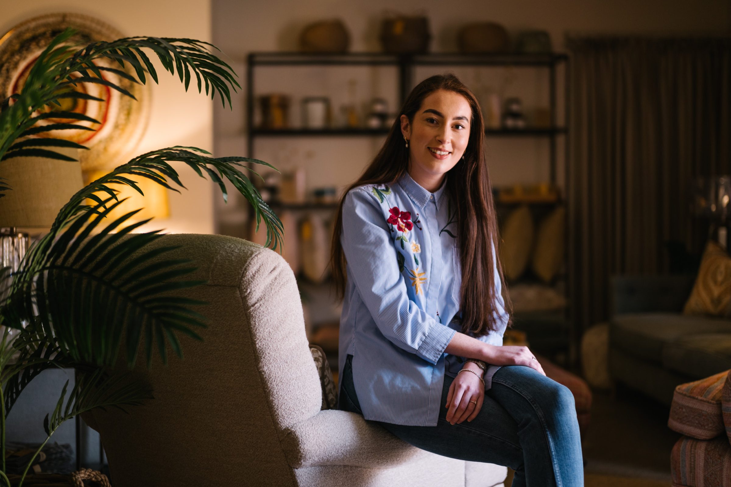 Lewis Knox, Consultation