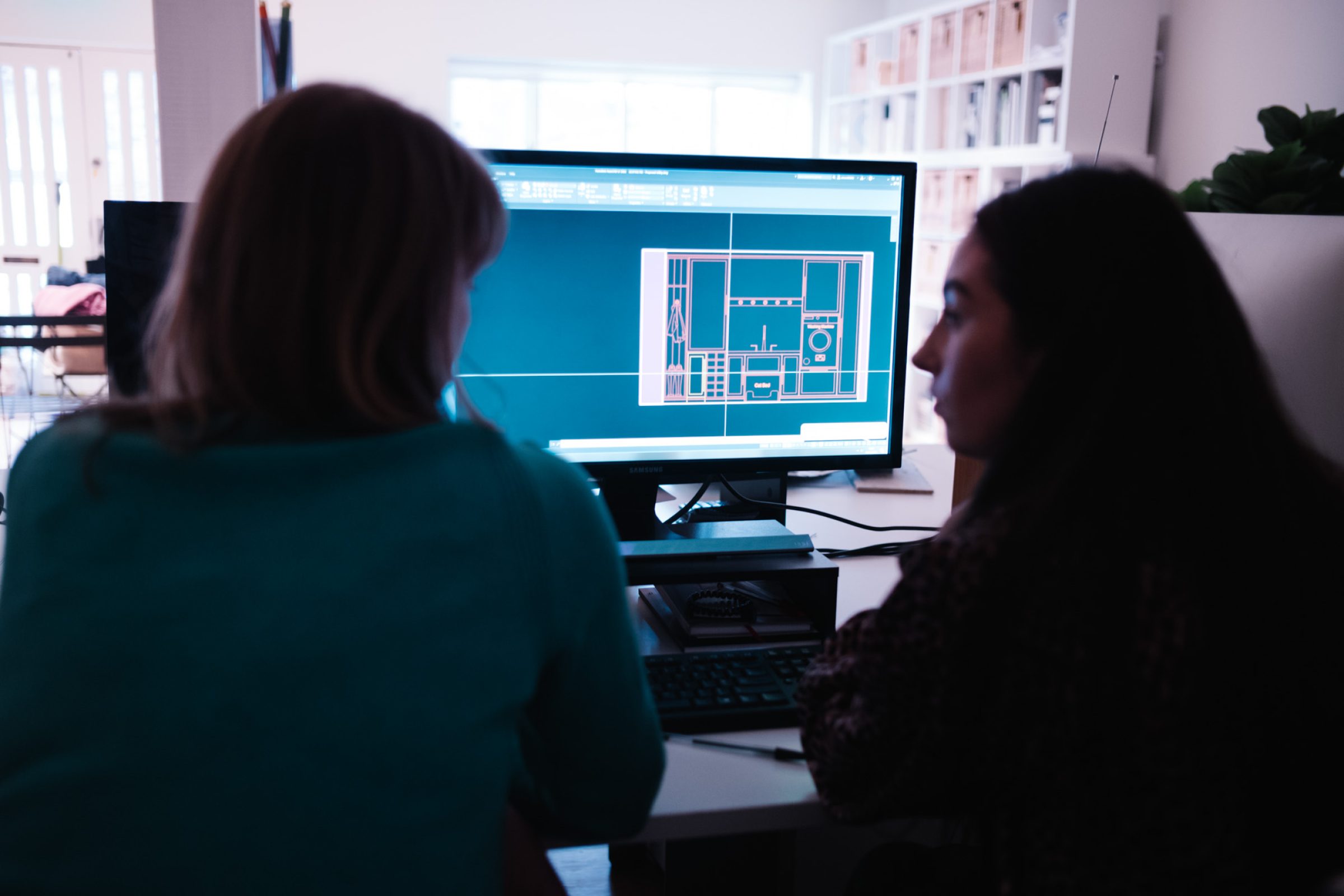 Lewis Knox, Technical Design