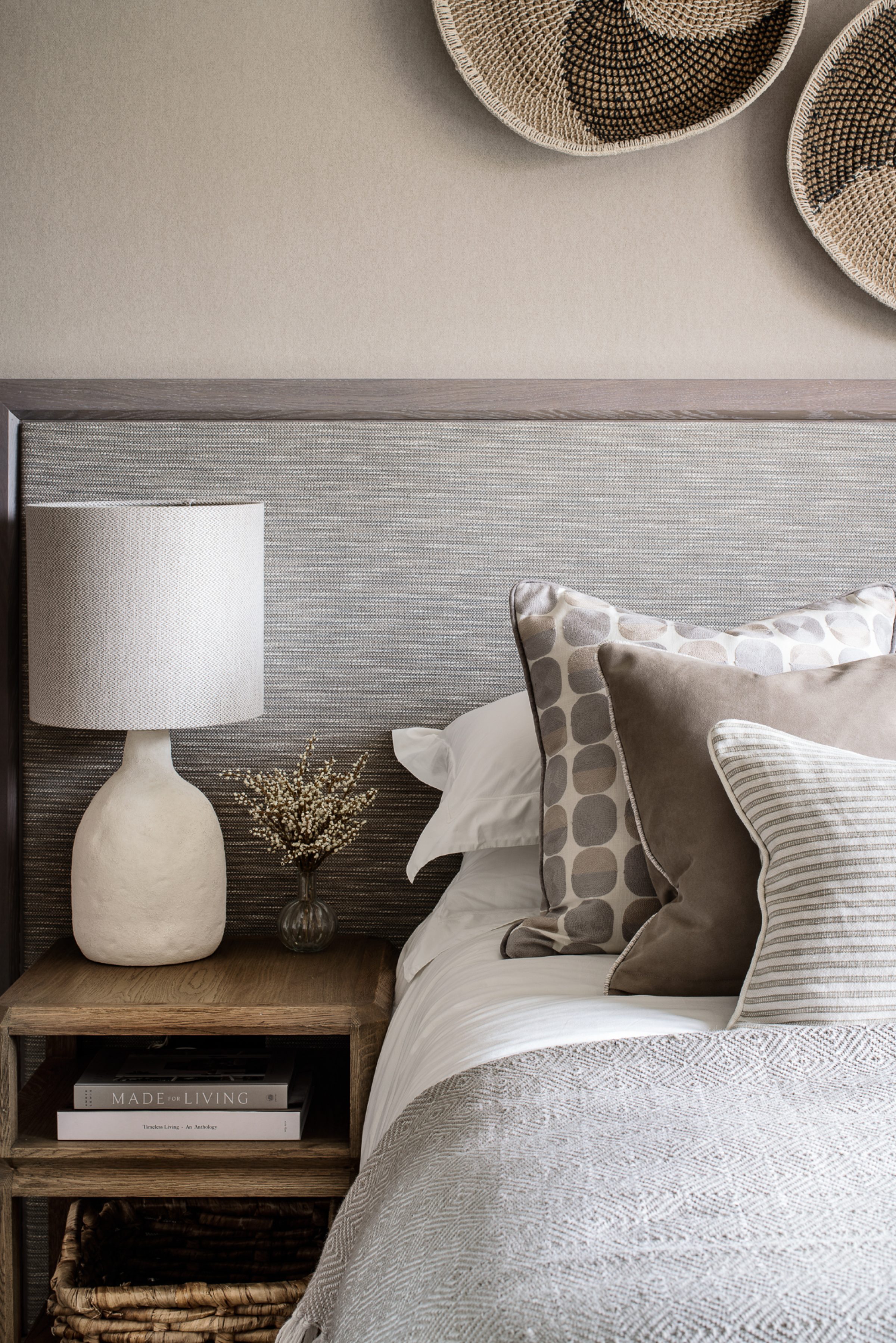 guest bedroom details