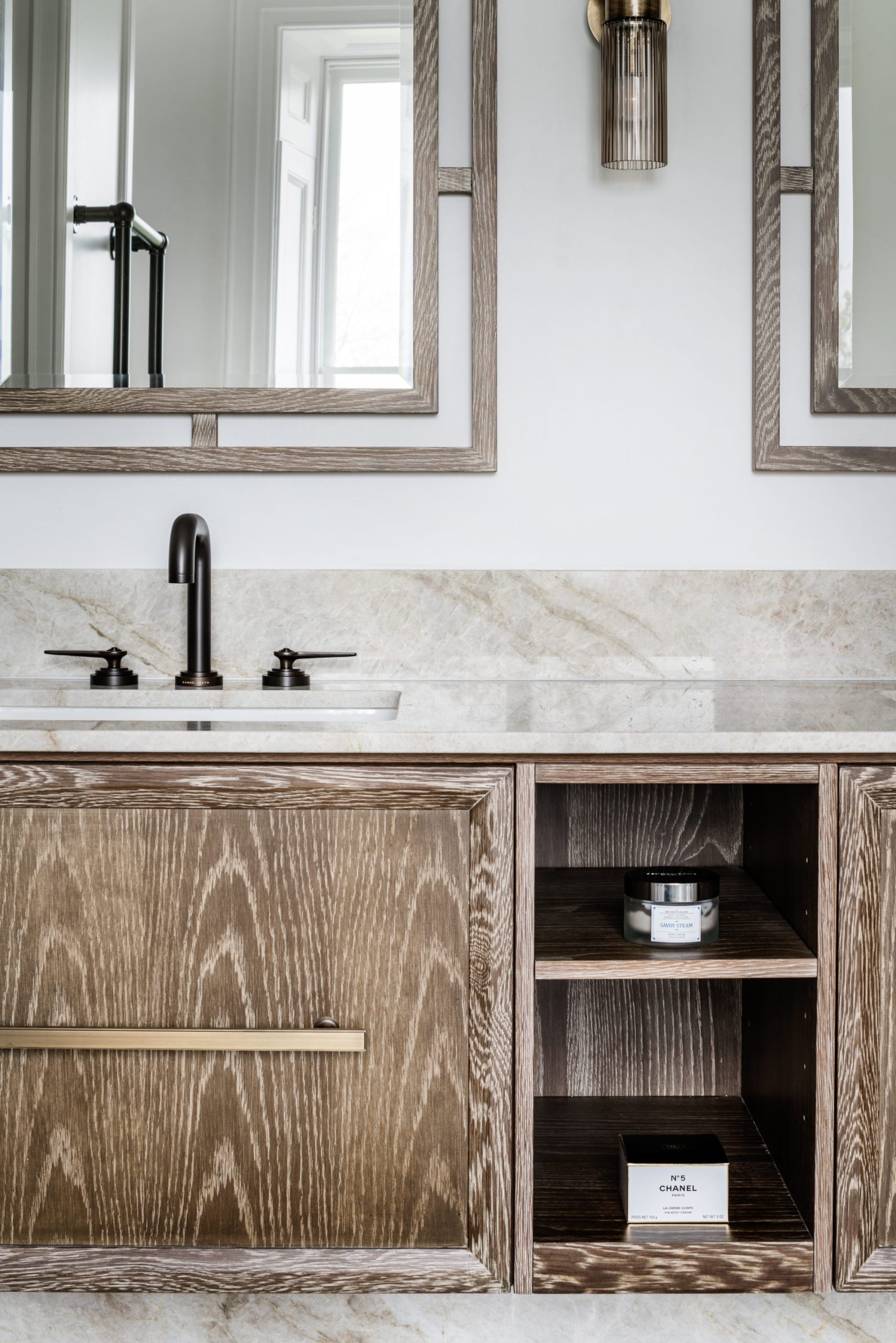 Bespoke Ensuite Joinery